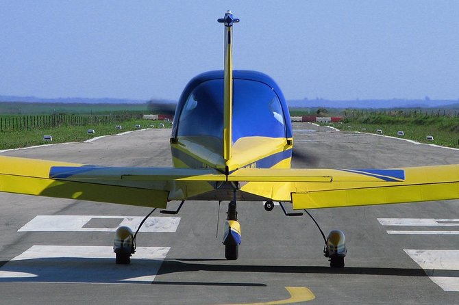 Airplane flight - Who will enjoy this most