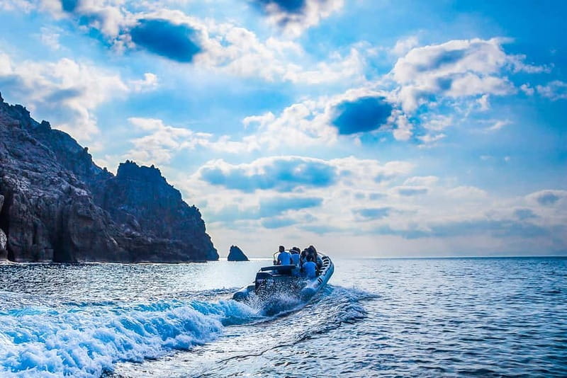 Alcudia: Formentor Beach, Lighthouse Cruise, and Small Group - Es Caló and the bay of Pollença