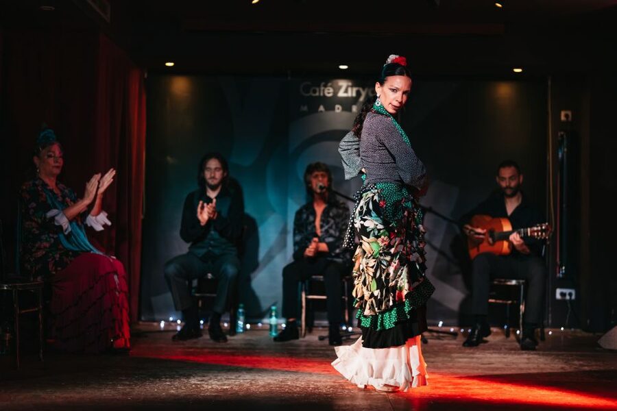 "Algarabía": Flamenco Show at Café Ziryab. Madrid - What happens during the 50 to 60 minute show