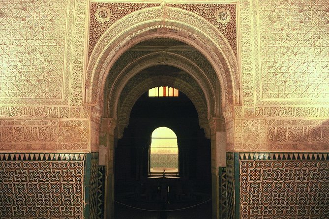 Alhambra Complete: Ticket Skip-the-Line Nasrid Palace and Generalife with Guide - Partal Gardens and the remains of lost palaces