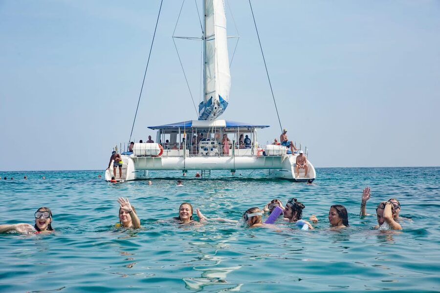 Alicante: 3-Hour Coastal Catamaran Cruise - The 45-minute sail along Costa Blanca
