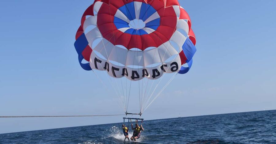 Alicante: Boat Trip and Parasailing Experience with Drink - The boat ride along the Costa Blanca