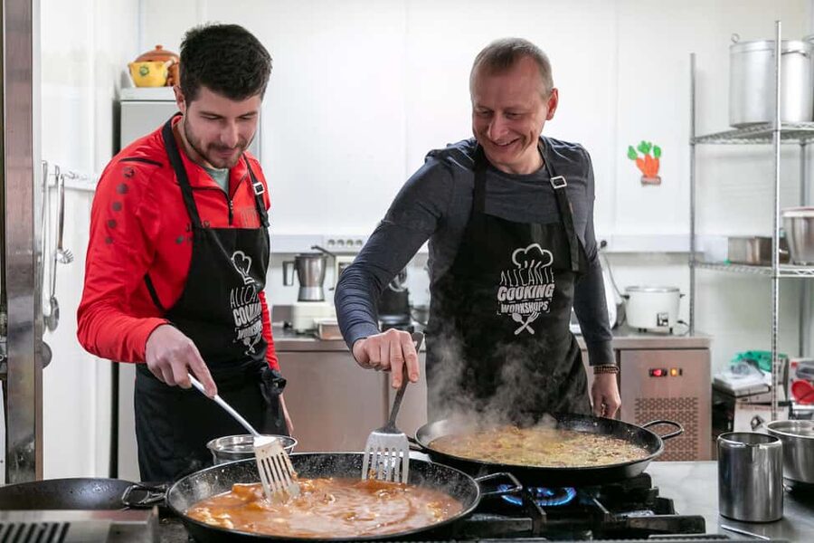 Alicante: Paella and Sangría Workshop with Market Visit - Why the Central Market is the right place to begin