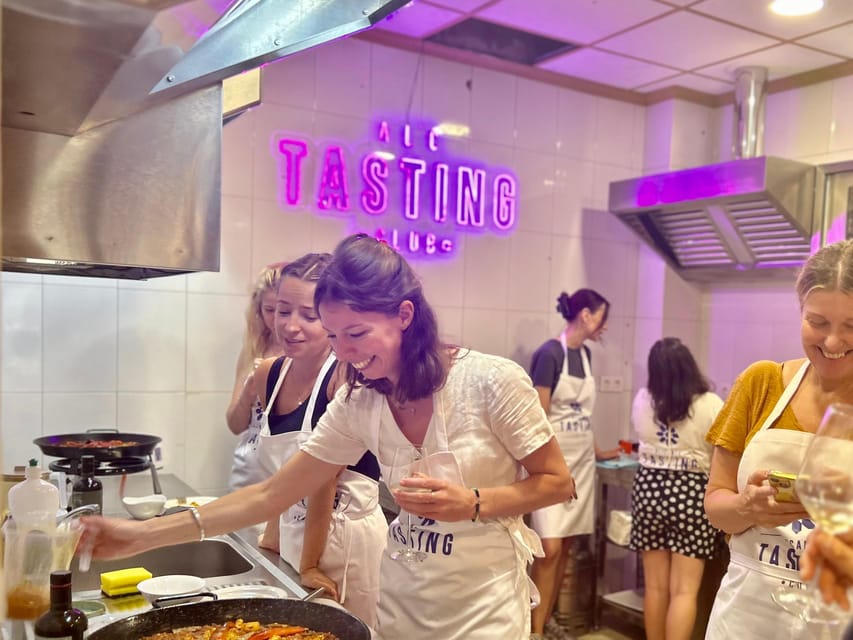 Alicante Paella Cooking Class, Tapas, Drinks and Market - A short walk to a purpose-built kitchen