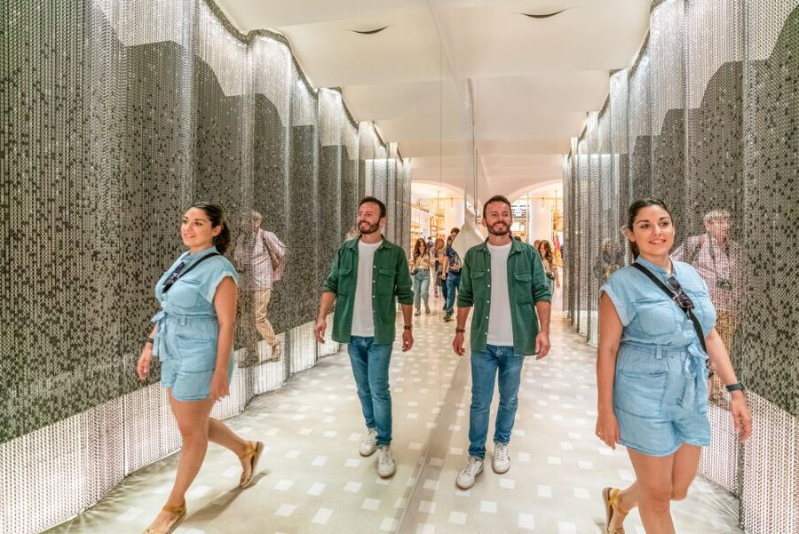 Barcelona: Casa Batlló Entry with Self-Audioguide Tour - Rooms where practical design becomes art