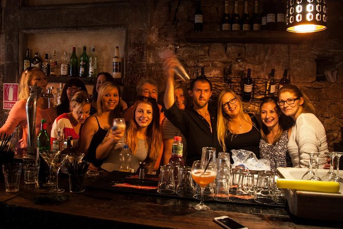 Barcelona Cocktail Masterclass with Tapas - A cava welcome in the Gothic Quarter
