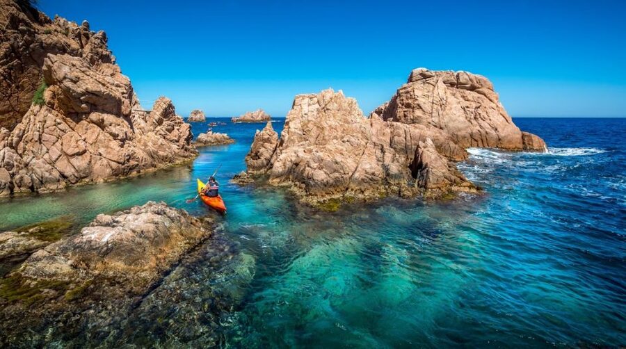 Barcelona: Costa Brava Kayak, Snorkel & Cliff Jump & Lunch - Cliff jumping for a controlled burst of excitement