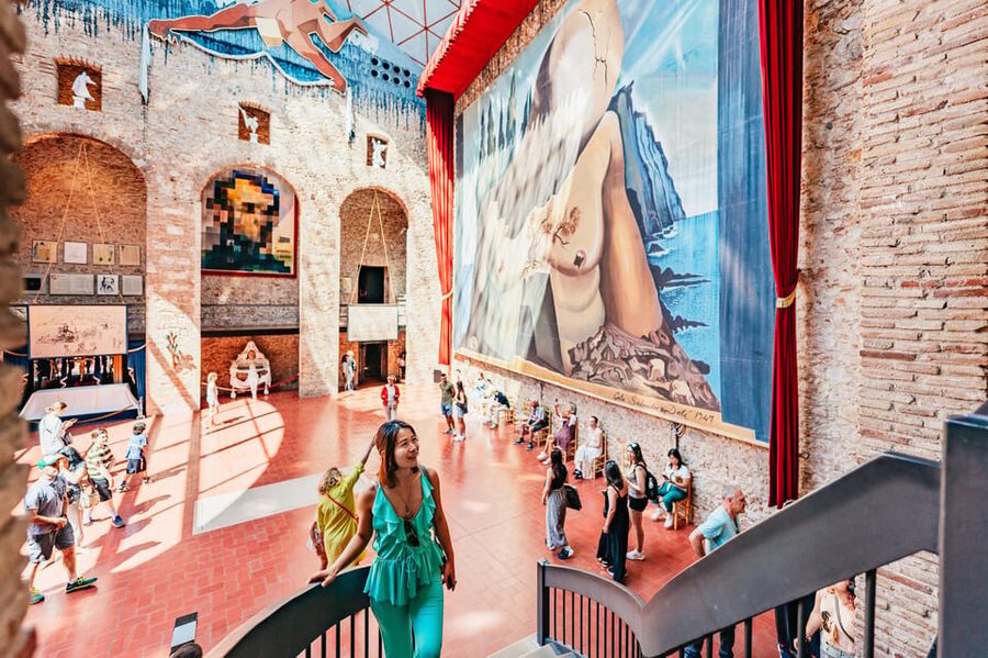 Barcelona: Dali Museum, House and Cadaques Guided Tour - Why this is the best way to meet Dalí outside Barcelona