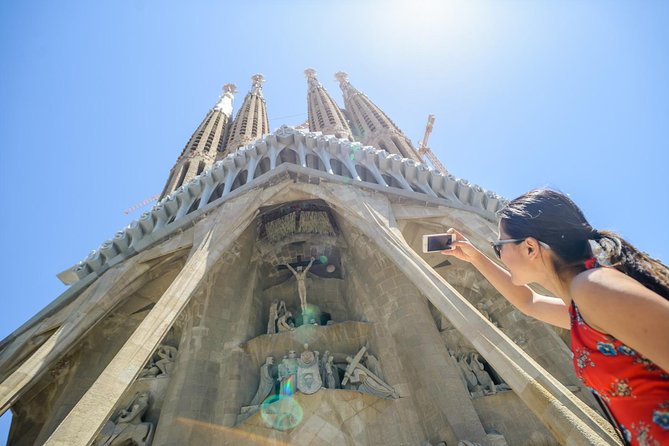 Barcelona eBike Small Group Tour with entrance to Sagrada Familia - El Born Centre and medieval Barcelona