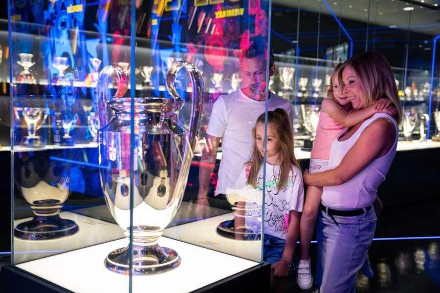 Barcelona: FC Barcelona Museum "Barça Immersive Tour" Ticket - We Are History and the Cruyff Connection