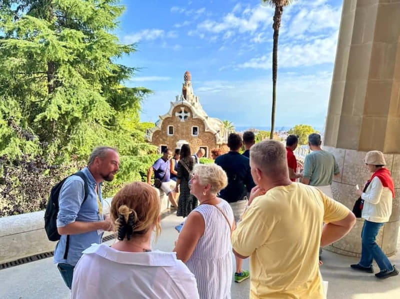 Barcelona: Gothic Quarter, Sagrada Familia & Park Güell Tour - A strong Barcelona introduction in 6.5 hours