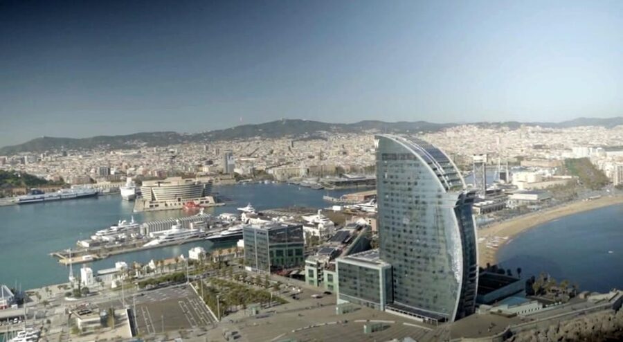 Barcelona: Helicopter Tour - Who will enjoy this most
