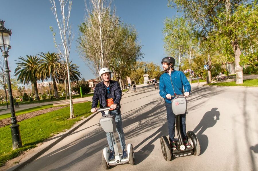 Barcelona Insiders Segway Tour 1.5h - Why this route works well in Barcelona
