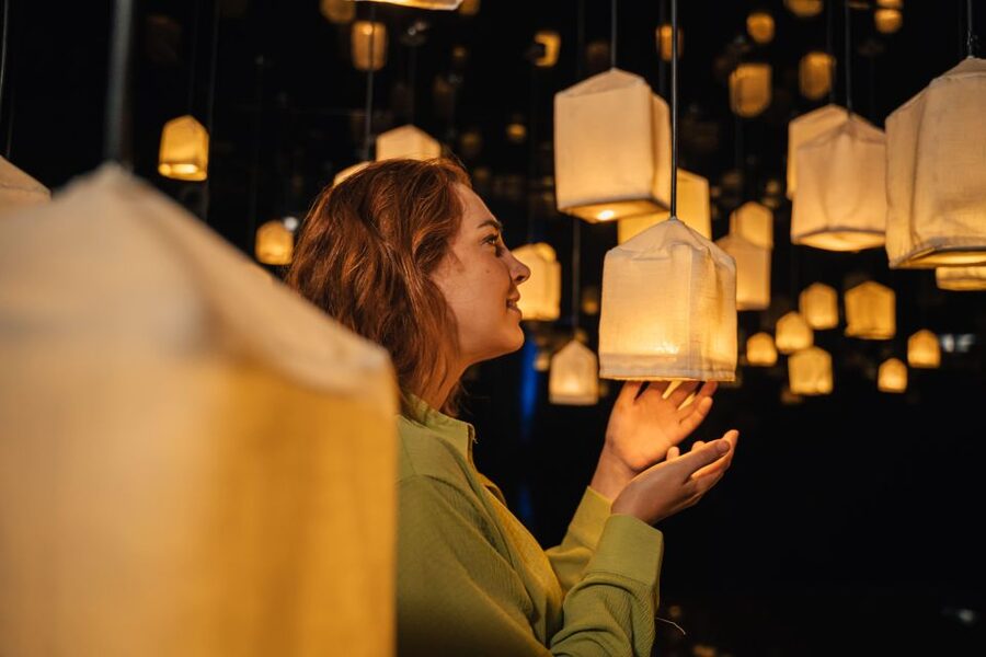 Barcelona: Interactive Art Installation by IKONO - What IKONO Barcelona actually is