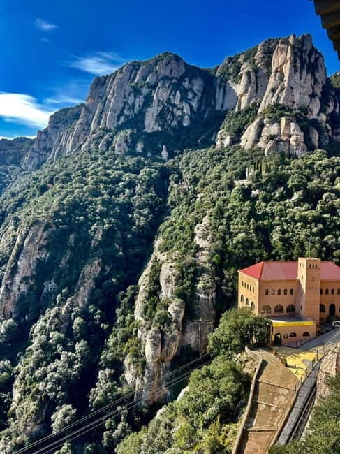 Barcelona: Montserrat Tour with Transport & Basilica Option - Three hours to choose your own Montserrat