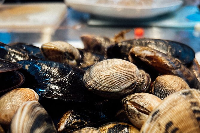 Barcelona Paella Cooking Class with Market Visit, Tapas & Sangria - Who will enjoy this Barcelona food experience?