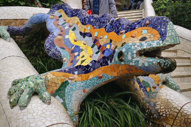 Barcelona Sagrada Familia and Guell Park drink and tapa - Entering Sagrada Familia with an informed guide
