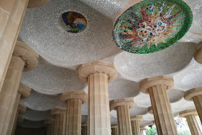 Barcelona Sagrada Familia and Guell Park drink and tapa - Dress rules and documents you must bring