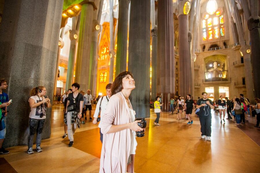 Barcelona: Sagrada Familia Entry Ticket with Audio Guide - The museum and the unfinished story