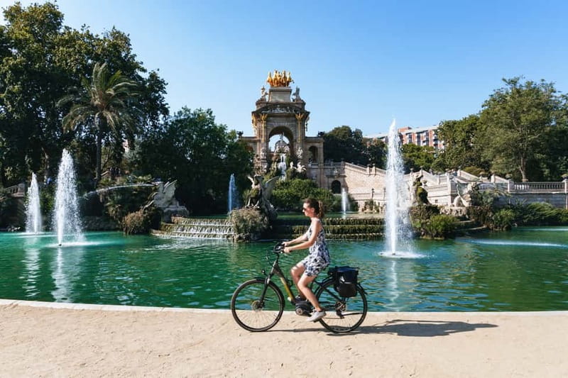 Barcelona: Sagrada Familia or Coastal City Sights by eBike - What riding the bike is really like