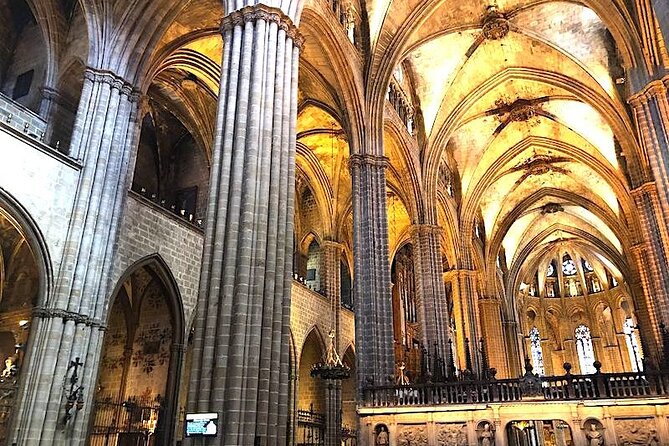 Barcelona: Sagrada Familia & Park Guell Guided Tour + Transfer - Is $99 a fair price?