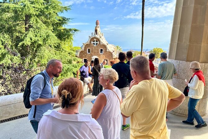 Barcelona: Sagrada Familia & Park Guell Guided Tour + Transfer - The Dragon Staircase and the famous terrace