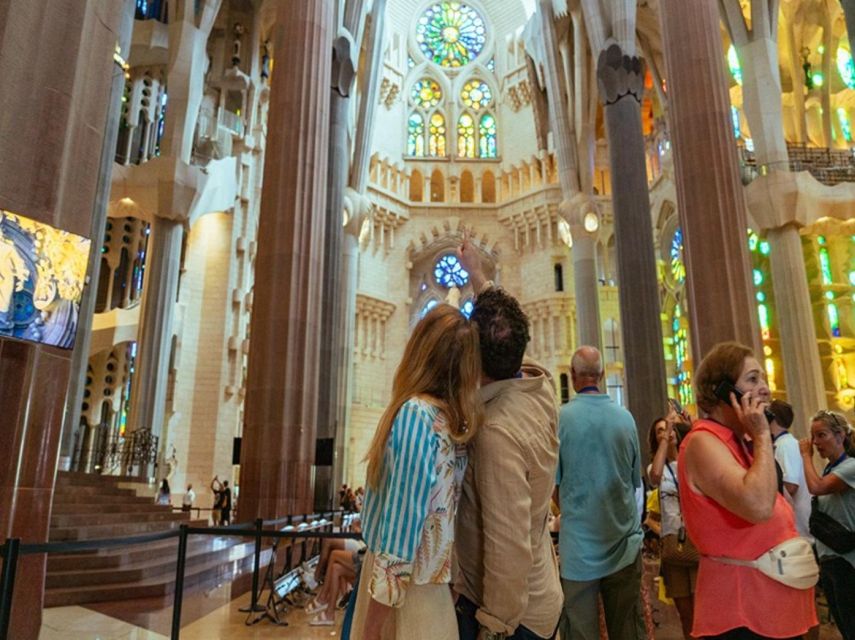 Barcelona: Sagrada Familia Tour with Skip-the-Line Access - Is $57 a fair price?