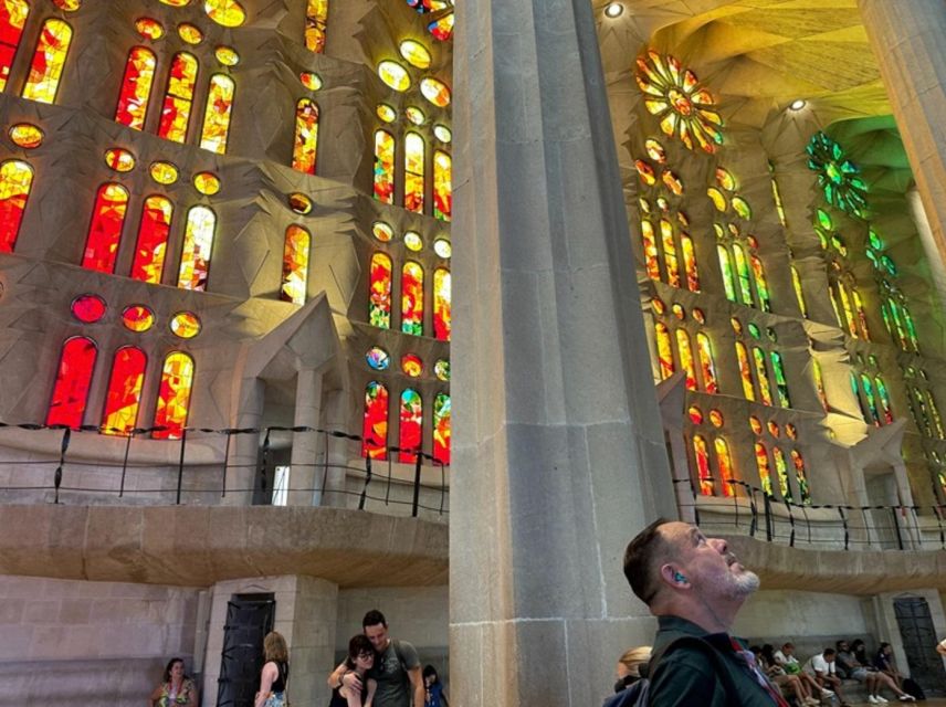 Barcelona: Sagrada Familia Tour with Skip-the-Line Access - Entering the basilica with a pre-booked ticket