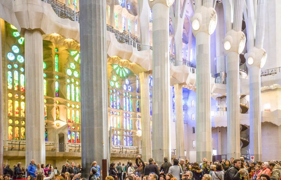 Barcelona: Sagrada Familia with Towers and Park Güell Tour - Key points to know before booking