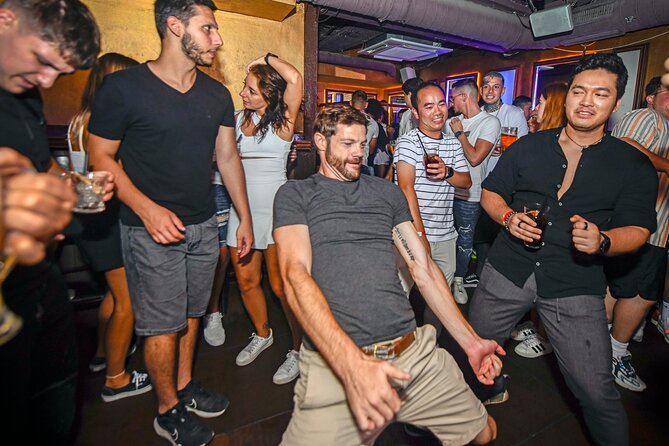 Barcelona speakeasy tapas pub crawl with hidden bars - The hidden speakeasy is the strongest reason to go