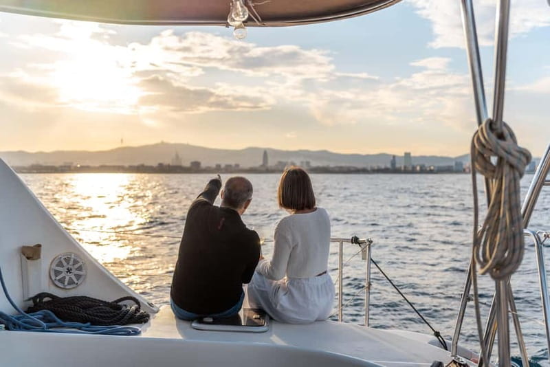 Barcelona: Sunset Catamaran Cruise with Wine and Tapa - The first 45 minutes: Marina Vela and the harbor