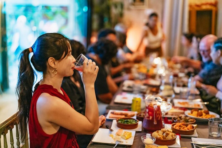 Barcelona: Tapas and Flamenco Experience - Sangria, shared tables, and the social side