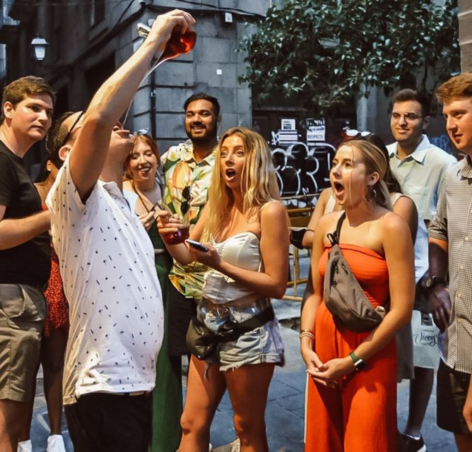 Barcelona: Tapas Walking Tour with Food, Wine, and History - Wine, vermouth and sangria are part of the meal