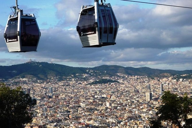 Barcelona: Teleferic de Montjuic Admission Ticket - Montjuïc Castle and the hilltop stop