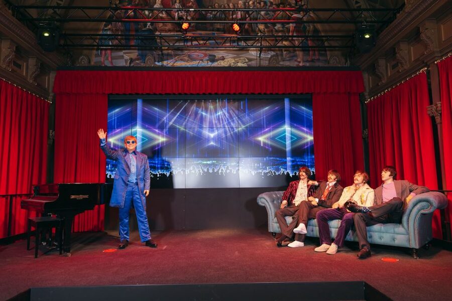 Barcelona: Wax Museum Entry Ticket - The best rooms for photos