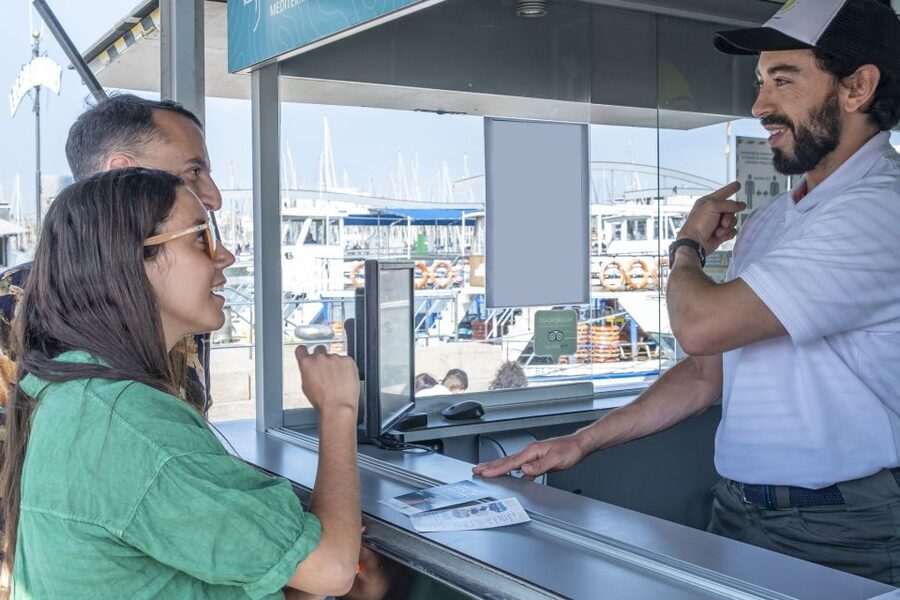 Barcelona: Wooden Boat Sailing with Tapa and Welcome Drink - Who will enjoy this Barcelona boat trip?