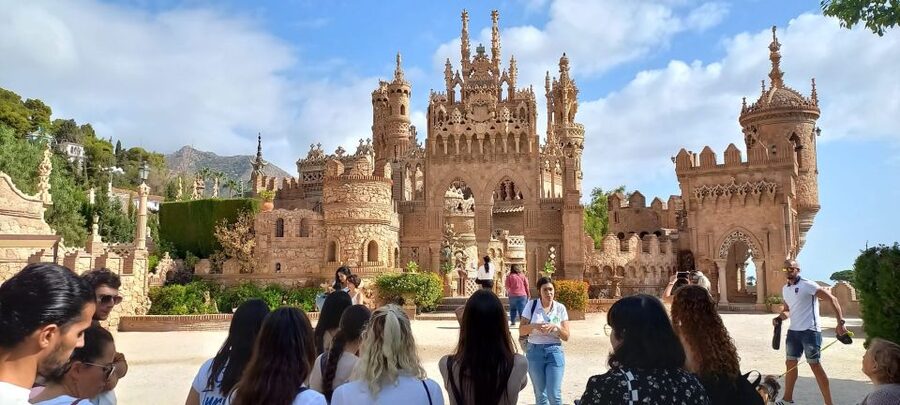 Benalmadena: Colomares Castle Tour with Entry Ticket - Key points to know before you book