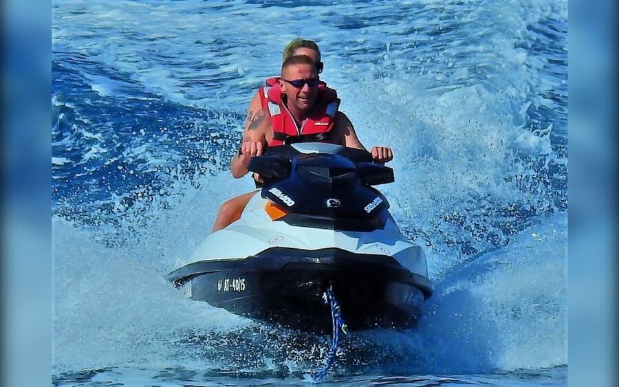 Benidorm: Jet Ski Tour with Instructor - Learning the controls with an instructor