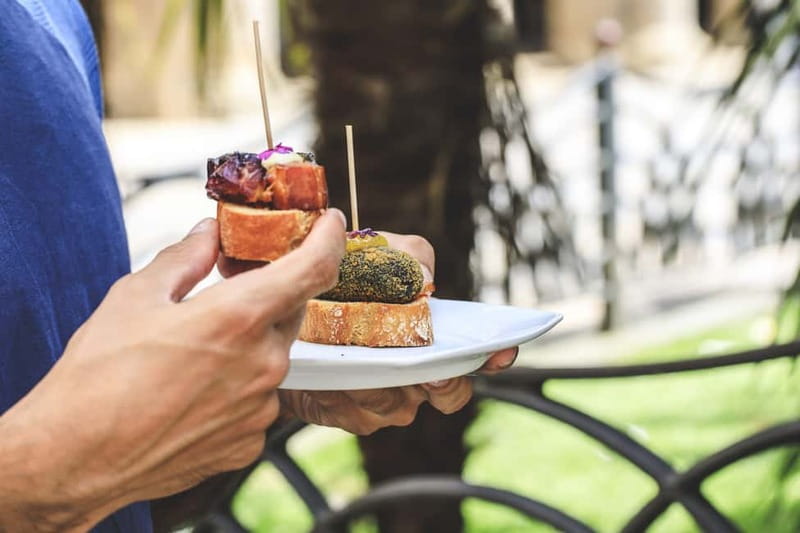 Bilbao: Basque Food Tour with Guide - Nine pintxos, from first bite to full meal