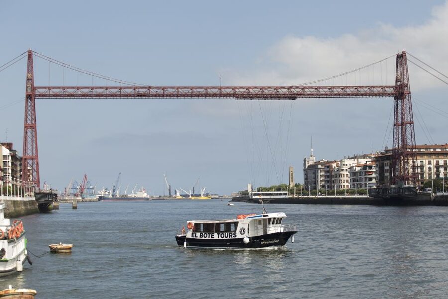 Bilbao: Bilbao Estuary and Abra Bay Boat Tour - Boarding near Bilbao’s town hall bridge