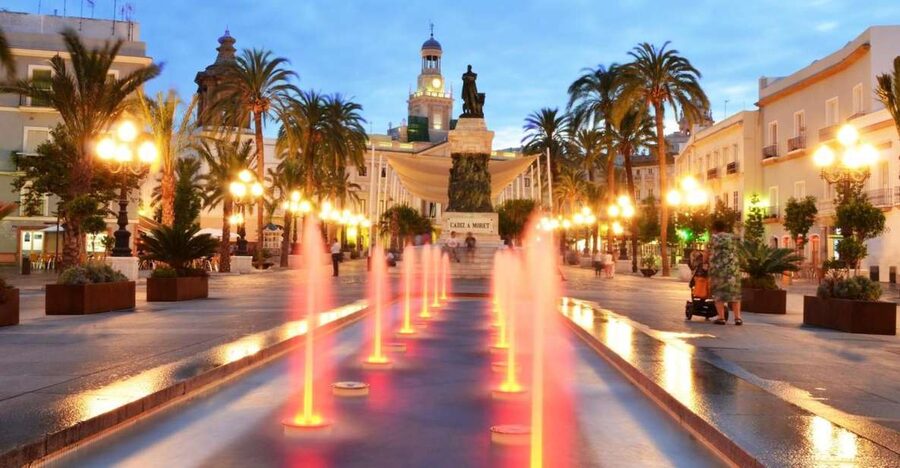Cadiz: Medieval Tour - Starting in San Juan de Dios Square
