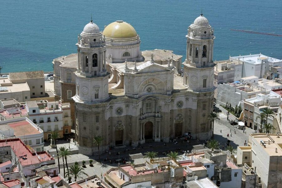 Cadiz: Medieval Tour - The climb to Poniente Tower