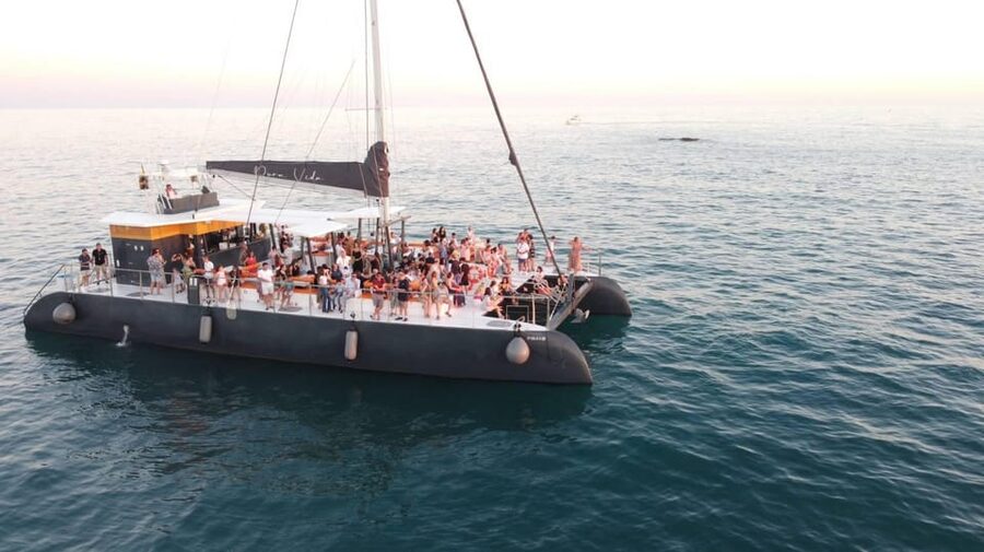 Cádiz: Sunset Catamaran Cruise Tours - What the 90-minute route feels like