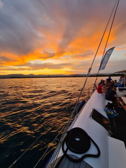 Cambrils: Costa Dorada Sunset Catamaran Cruise with Drinks - Leaving Cambrils for an evening at sea