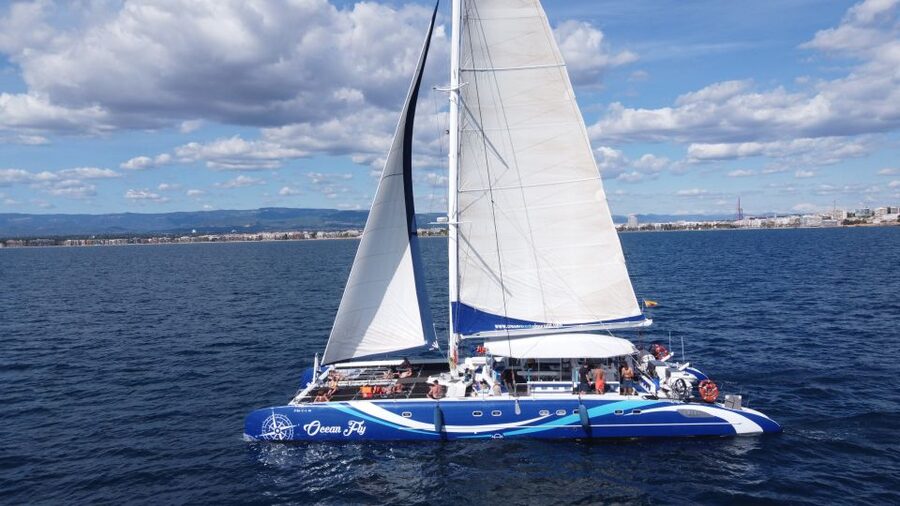 Cambrils: Costa Dorada Sunset Catamaran Cruise with Drinks - Is $38 a fair price?