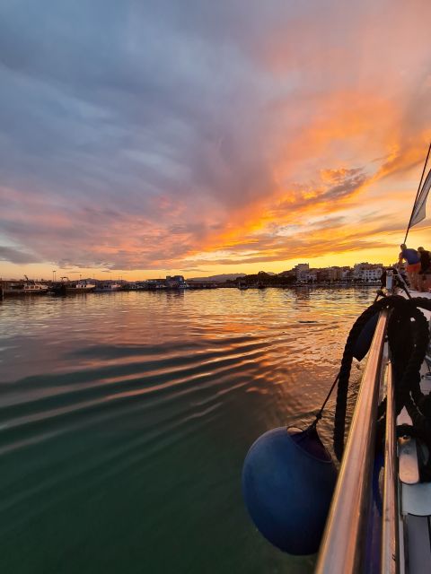 Cambrils: Costa Dorada Sunset Catamaran Cruise with Drinks - Should you book the Cambrils sunset catamaran?