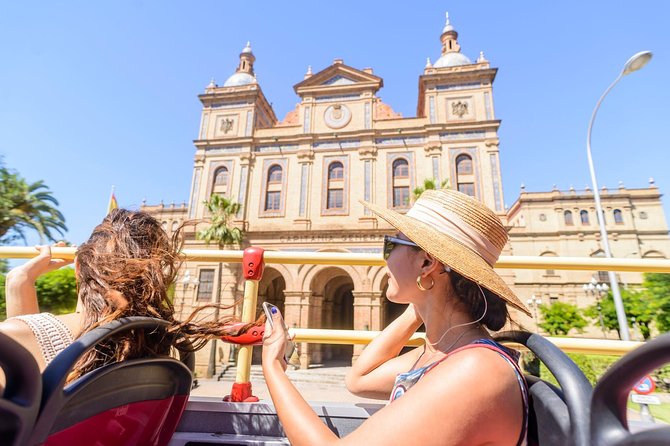 City Sightseeing Seville Hop-On Hop-Off Bus Tour - The audio commentary: useful when it works