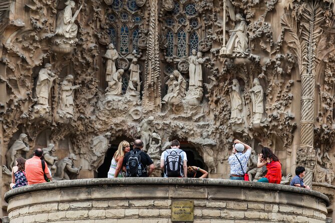 Combo: Skip the Line Sagrada Familia & Park Guell Guided Tour - Who should book this Barcelona combination?