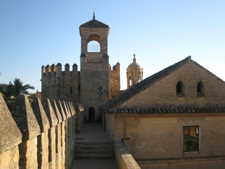Cordoba: Alcazar Guided Tour and Skip-the-Line Ticket - How the one-hour format affects your visit