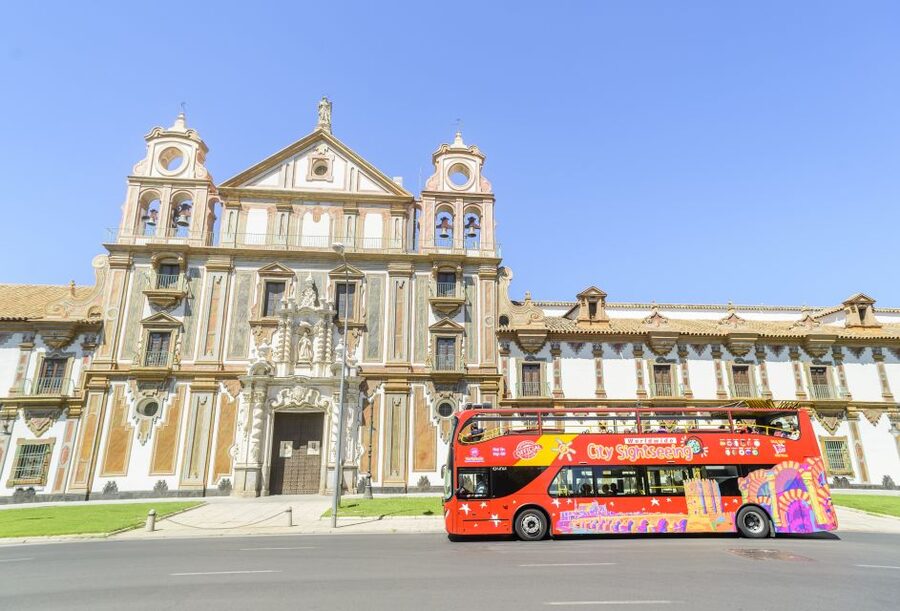 Córdoba: City Sightseeing Hop-On Hop-Off Bus Tour - The blue Íntima route and Córdoba’s narrow lanes